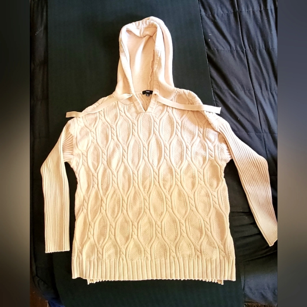 Fate Cable sweater